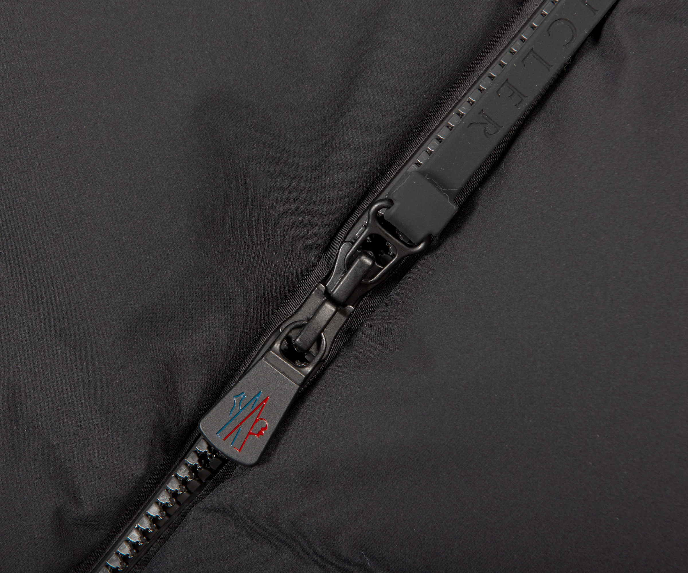 Moncler Grenoble Arcesaz Short Down Jacket Black - Image 3