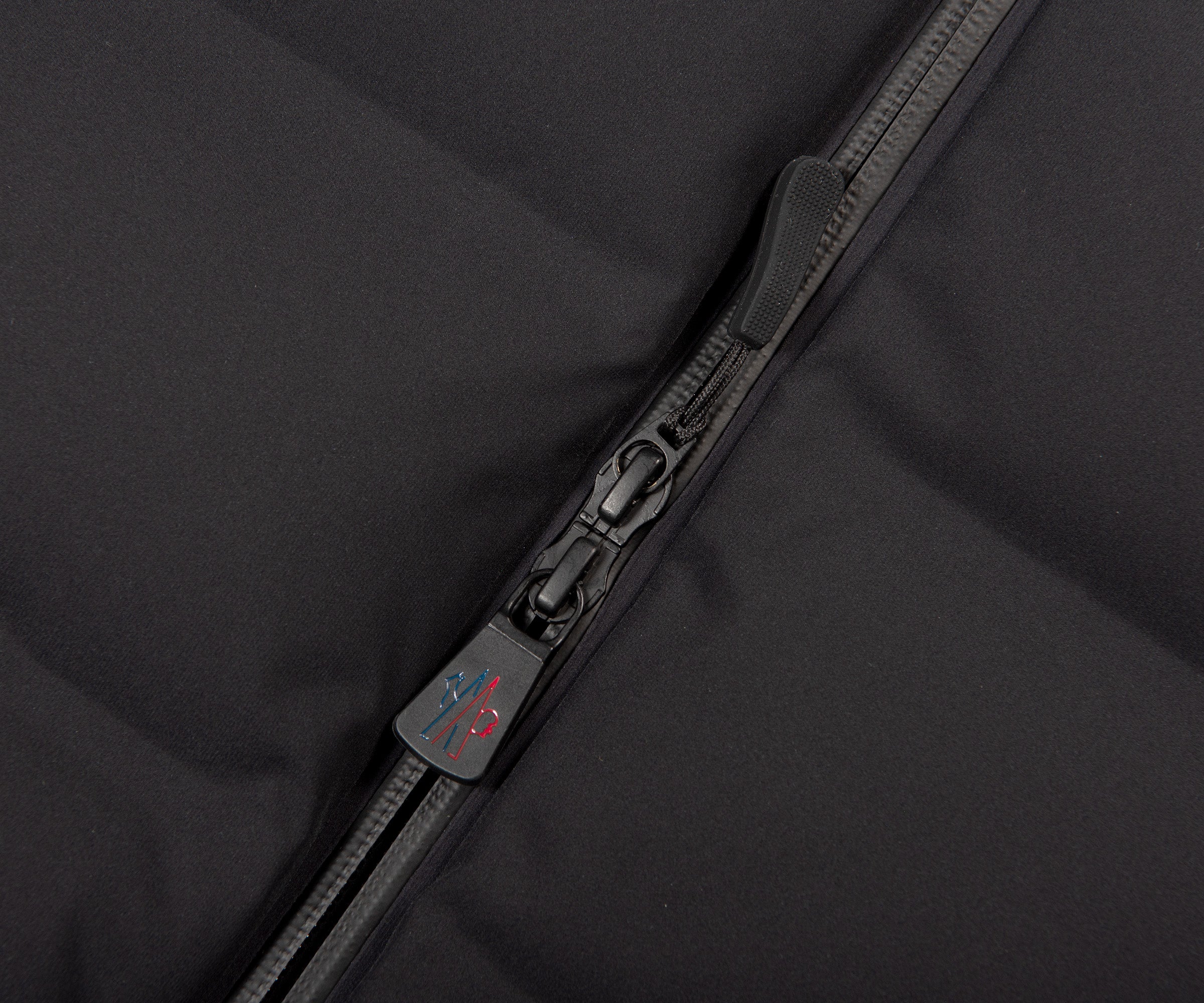 Moncler Grenoble Lagorai Short Down Jacket Black - Image 3