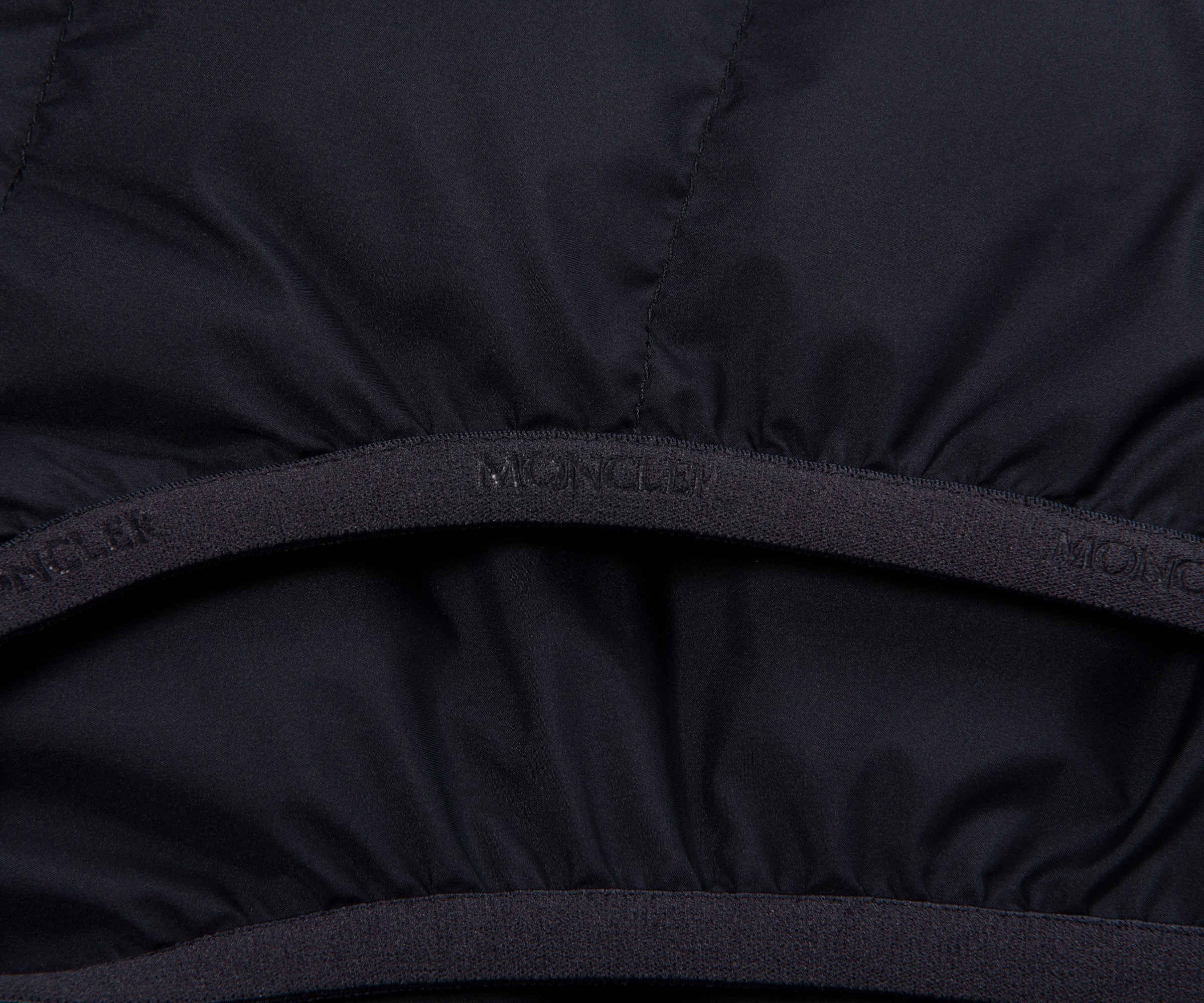 Moncler Conrin Navy Gilet - Image 5